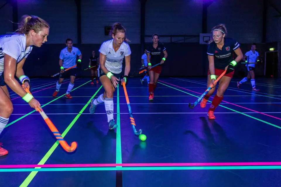 Zaalhockey blacklight pakketten